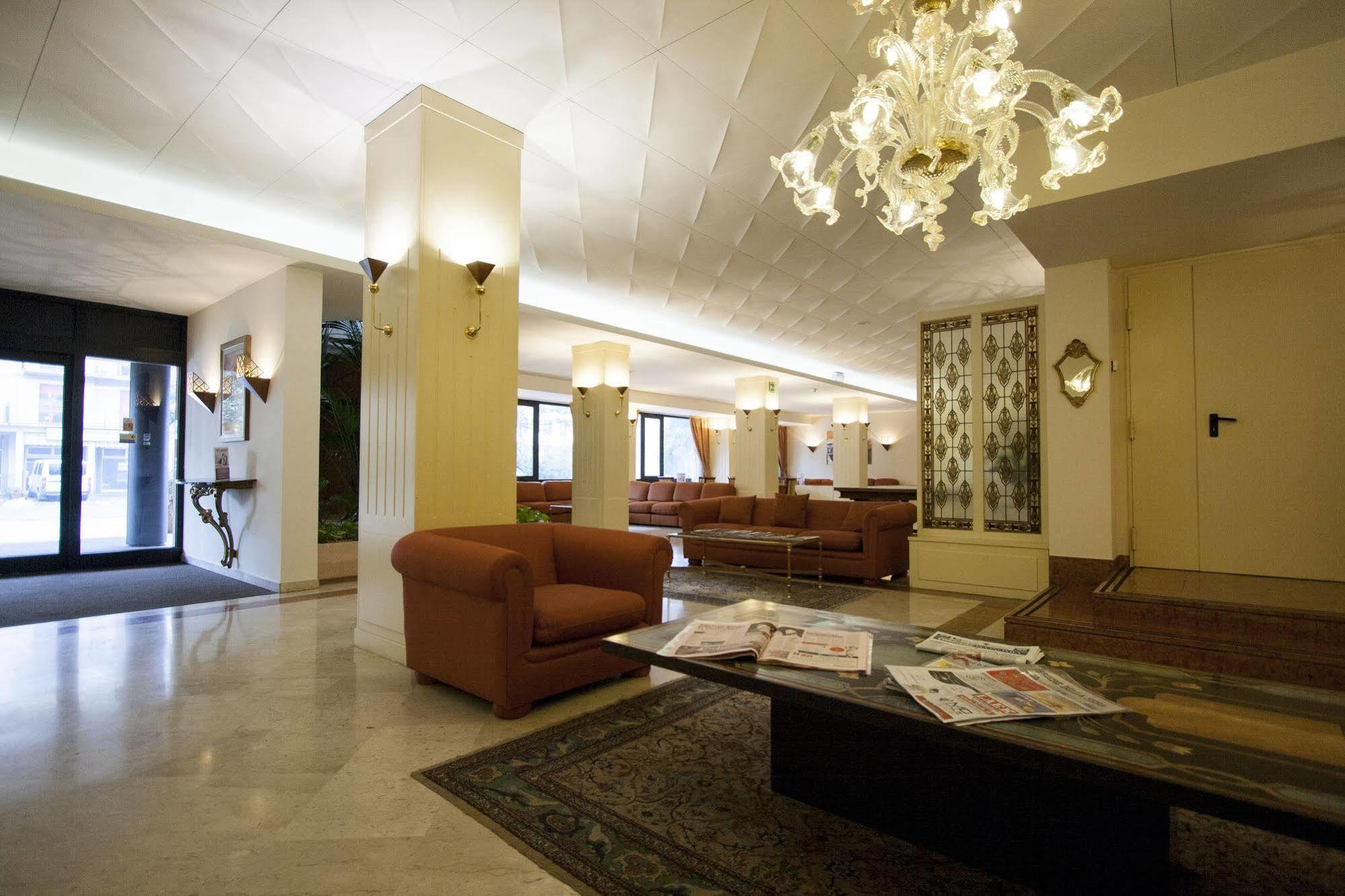 فيورانو مودينيس Executive Spa Hotel المظهر الخارجي الصورة